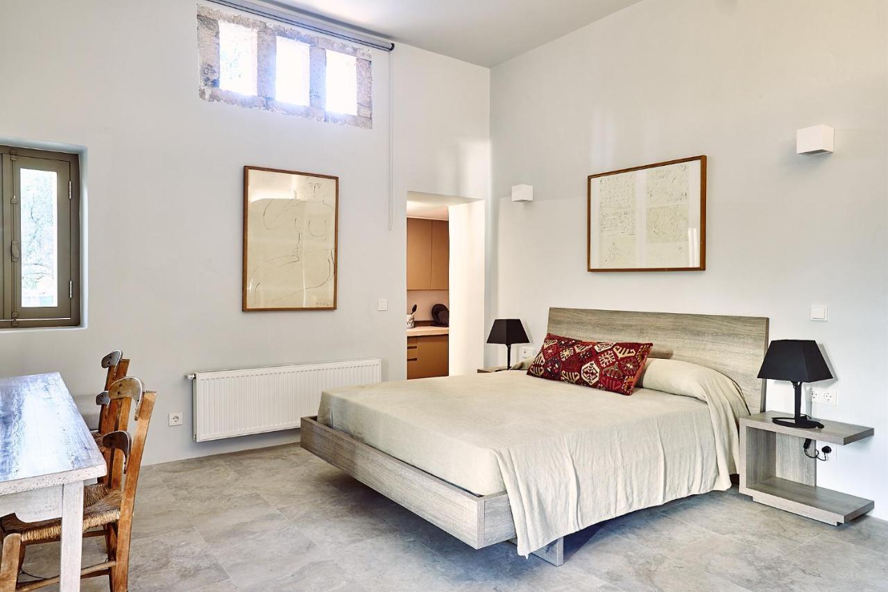 Nikolaou Art Residence Aegina Exterior photo