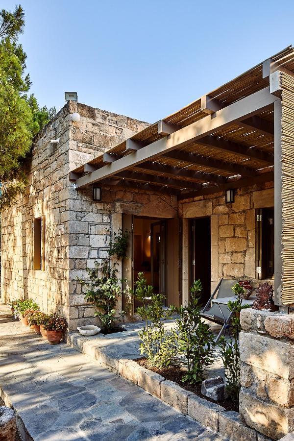 Nikolaou Art Residence Aegina Exterior photo